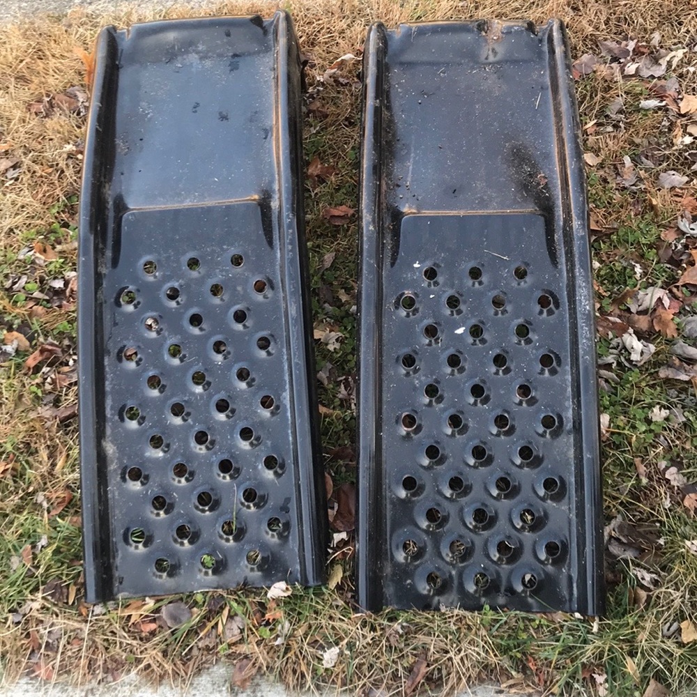 Trailer ramps